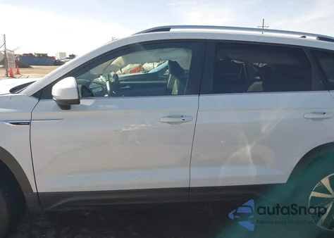 2023 Volkswagen Taos 1.5T Se from USA, damaged, VIN 3VVSX7B25PM346808